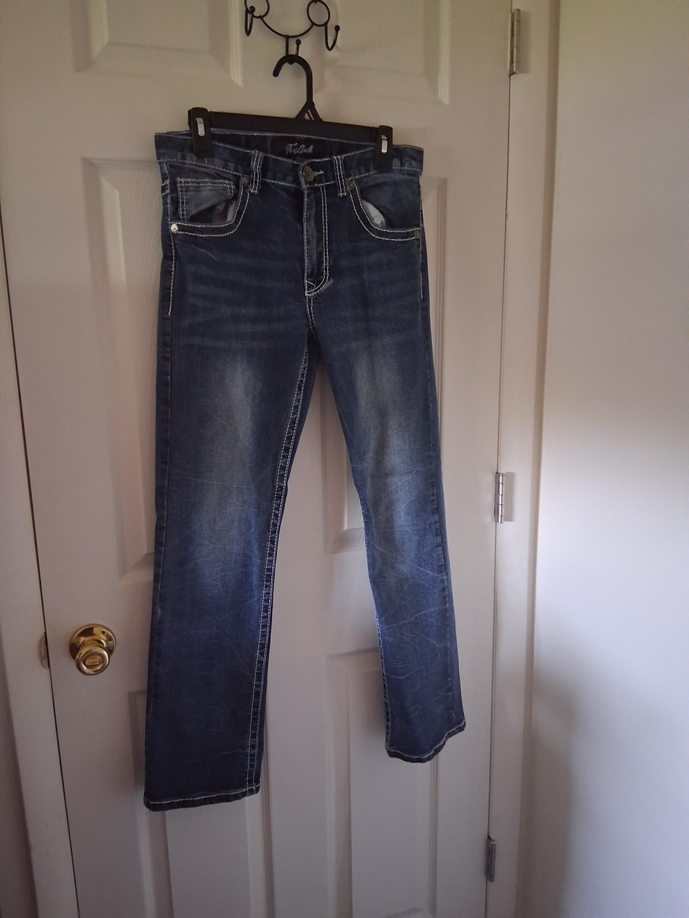 Men's Straight Jeans in Medium Dark Blue Wash